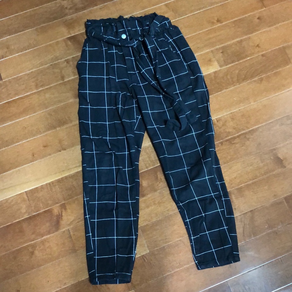 Closing shop 1/31: NWOT windowpane pants